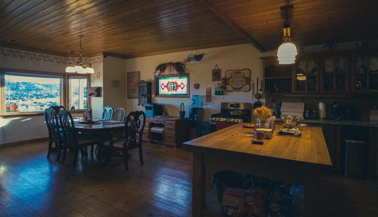 Tucker Peak Lodge Julian Esterno foto